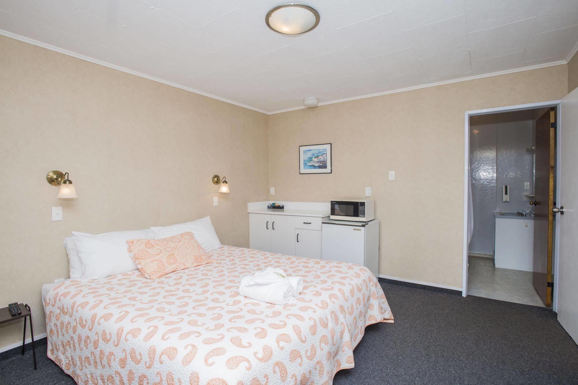 Motel Colonial On Gladstone à Gisborne Extérieur photo
